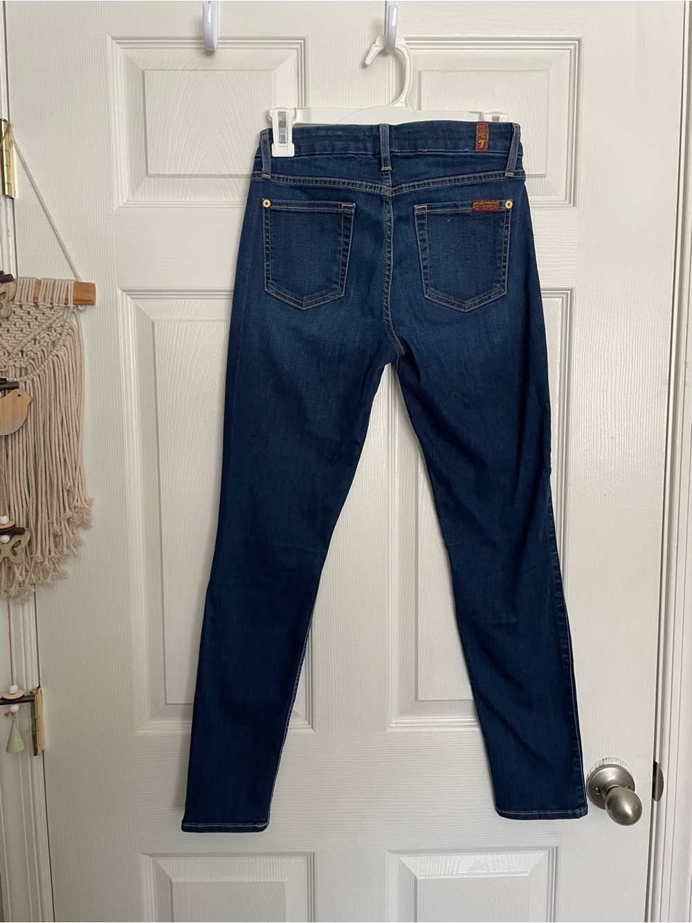 7 For All Mankind Women’s size 26 Dark Blue Skinny Ankle Jeans